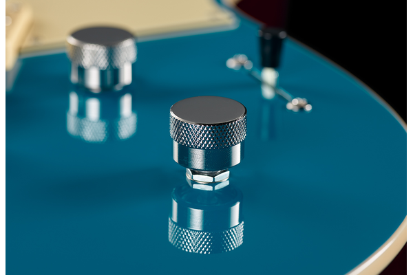 Knoflík Tone s možností povytažení a zatlačení (push/pull) na sérii Revstar