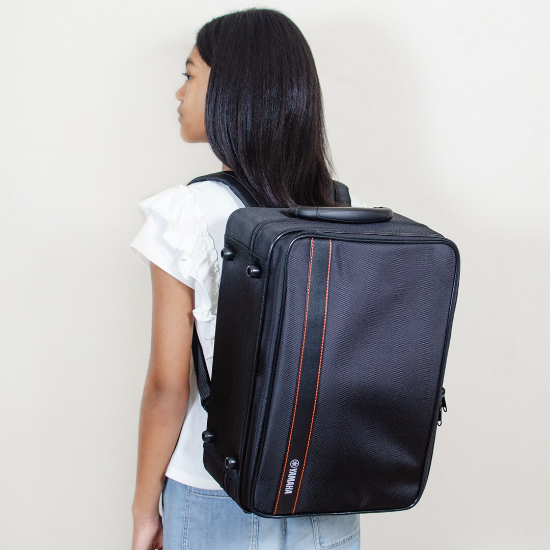 Pouzdro ve stylu batohu